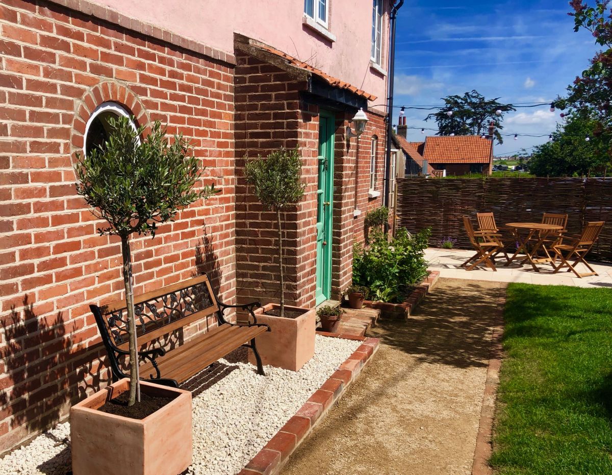 Corner Cottage Walberswick Self Catering