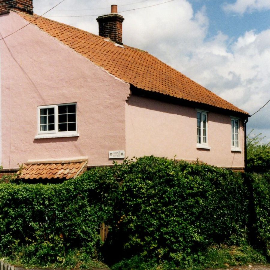 Corner Cottage Walberswick Self Catering