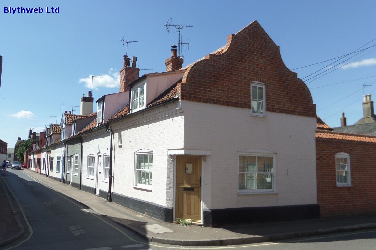 Fishermans Cottages in Southwold